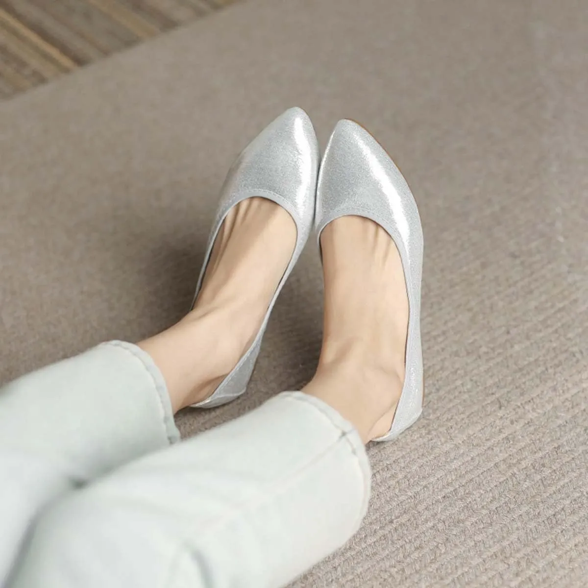 JOEupin Women's Pointed Toe Dress Flats Comfort Slip On Foldable Ballet Flat Shoes Soft with Bowknot