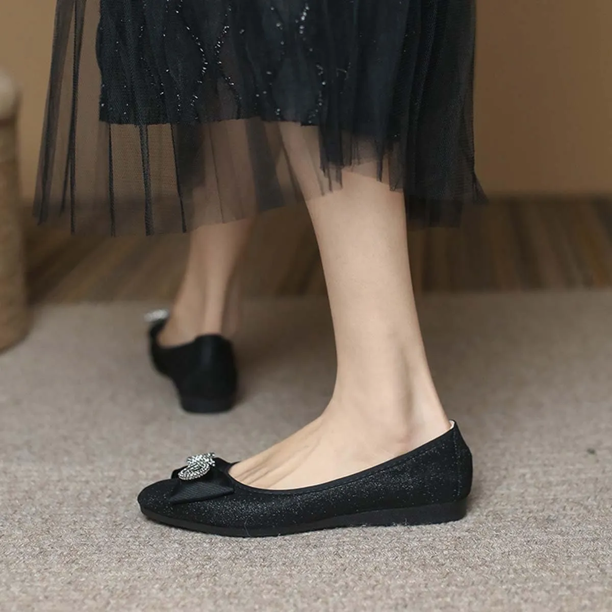 JOEupin Women's Pointed Toe Dress Flats Comfort Slip On Foldable Ballet Flat Shoes Soft with Bowknot